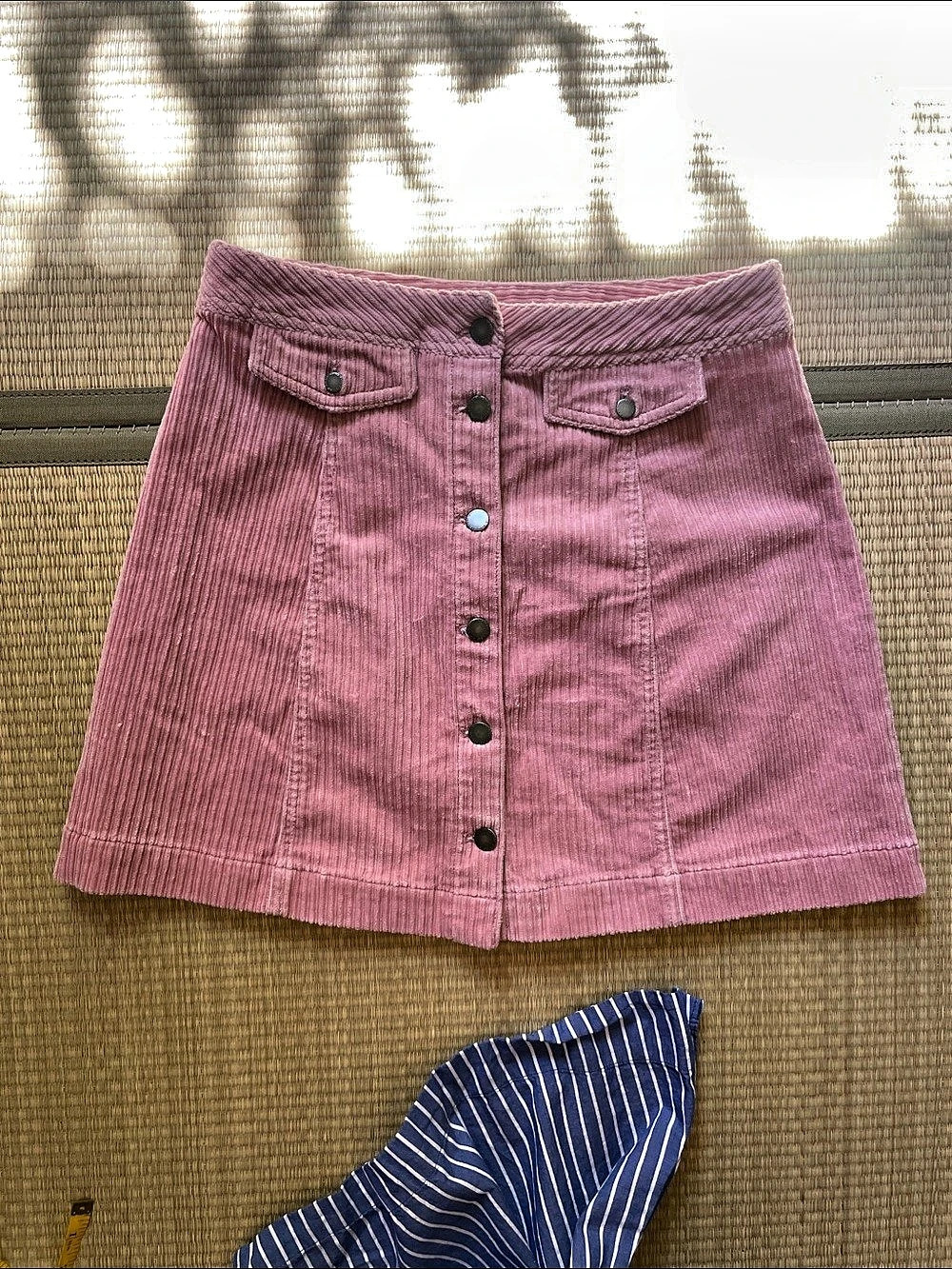 H&M Divided Corduroy Button-Front Mini Skirt Bubblegum Pink
